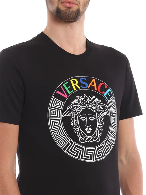 buy versace t shirts online.